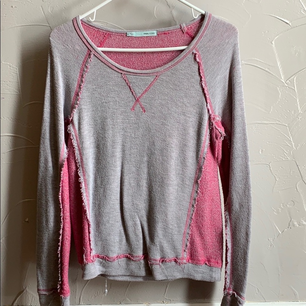 Long sleeve sweatshirt